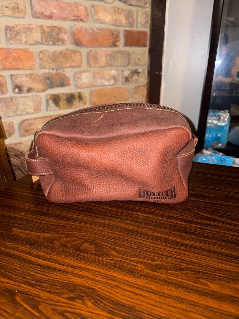 Duluth Trading Co Brown Leather Toiletry Pouch